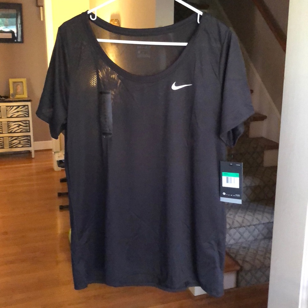 Nike dri-fit black t shirt, NWT
